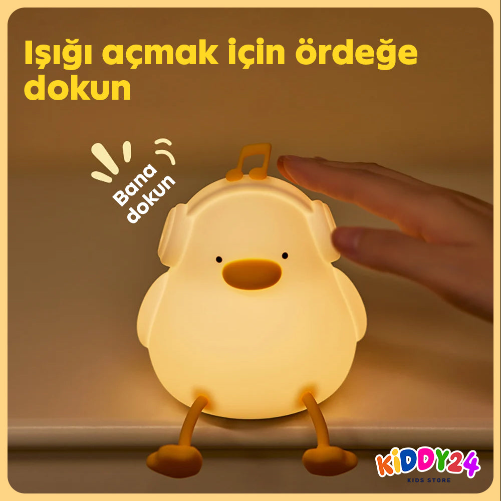 Huzurlu uyku ortamı için LED gece lambası – Sıcak ışık, güvenli tasarım, şık görünüm