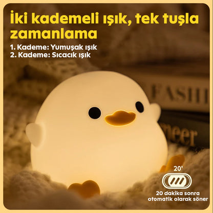 Huzurlu uyku ortamı için LED gece lambası – Sıcak ışık, güvenli tasarım, şık görünüm